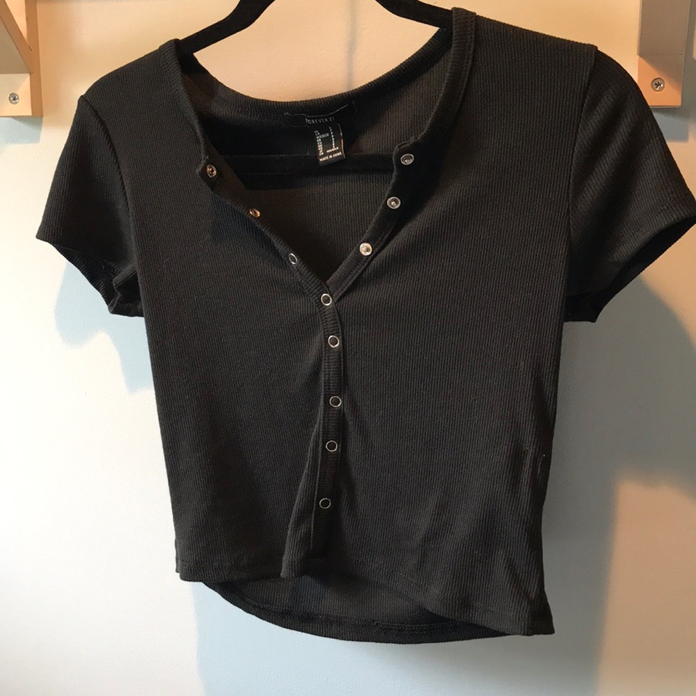 Forever 21 black crop top